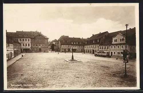 AK Bernstadt / Sa., Markt mit Geschäften