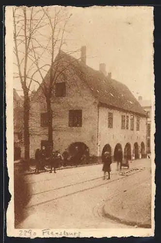 AK Flensburg, Strassenpartie mit Kindern