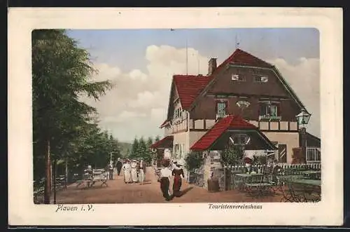 AK Plauen i. V., Gaststätte Touristenvereinshaus G. Seyfarth, mit Gästen