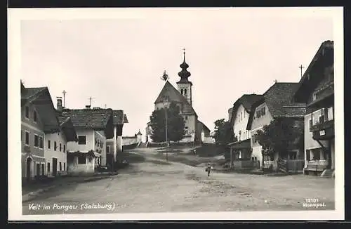 AK St. Veit im Pongau, Dorfplatz mit Kirche