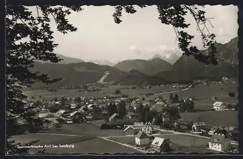 AK Anif, Gesamtansicht mit Bergpanorama