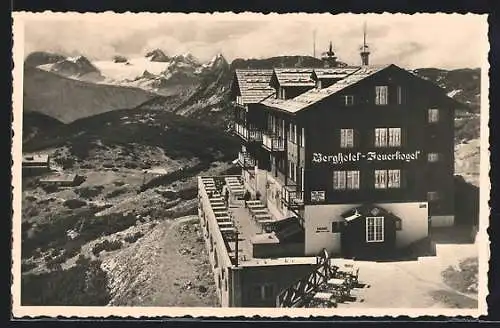 AK Ebensee, Das Berghotel Feuerkogel mit dem Dachstein