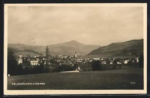 AK Feldkirchen in Kärnten, Teilansicht mit Bergen