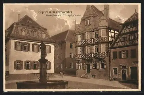 AK Heppenheim / Bergstrasse, Marktplatz und Liebig-Apotheke