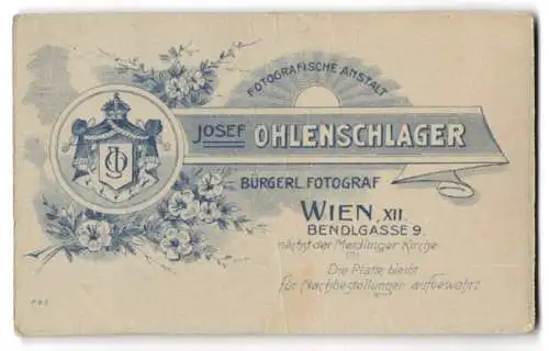 Fotografie Josef Ohlenschlager, Wien, Bendlgasse 9, königliches Wappen mit dem Monogram des Fotografen