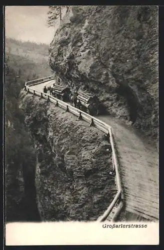 AK Grossarlerstrasse, Holztransport auf dem Bergweg