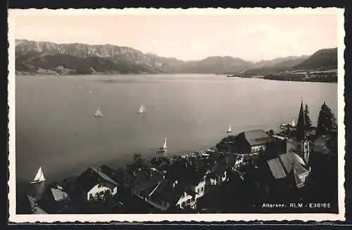 AK Attersee /Attersee, Ortsansicht mit Seeblick aus der Vogelschau