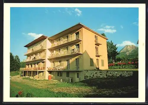 AK Latschach, Hotel Schnabl mit Bergblick