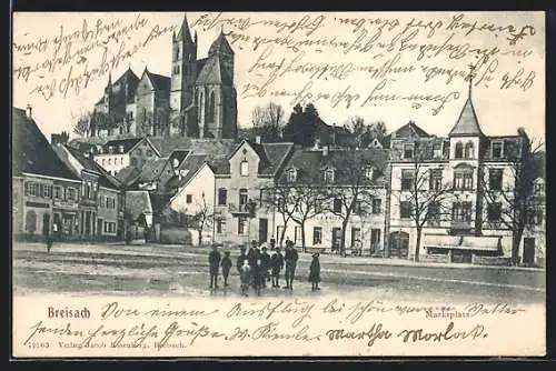 AK Breisach, Marktplatz mit Geschäft und Kirche