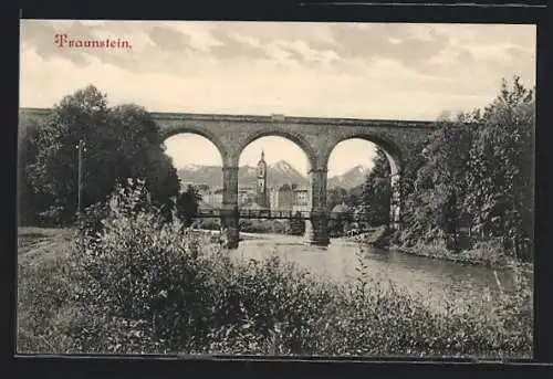 AK Traunstein, Uferpartie mit Blick auf Brücke