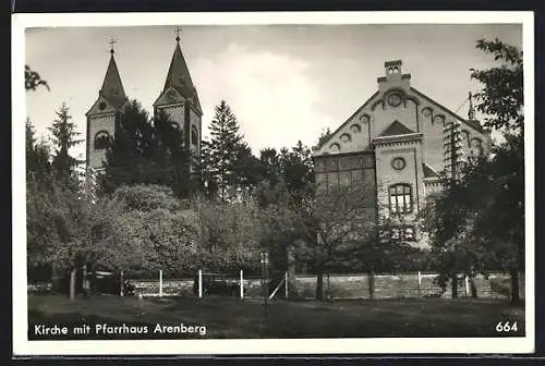 AK Arenberg, Kirche mit Pfarrhaus