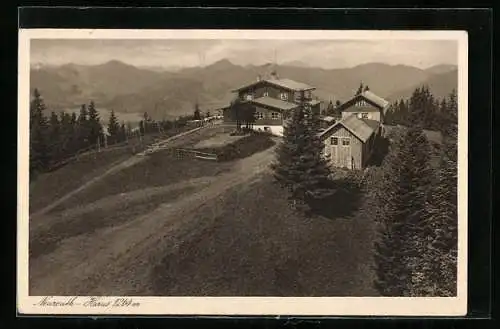 AK Neureuthaus, Berghütte vor Gipfelpanorama