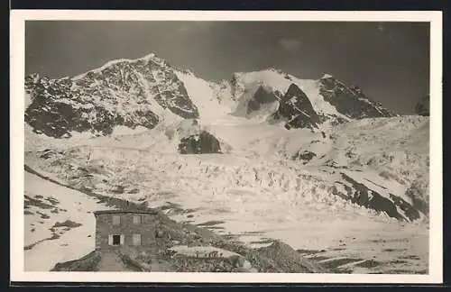 AK Tschierva-Hütte, Berghütte mit Gebirgspanorama