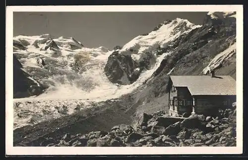AK Bovalhütte, Berghütte gegen Bellavista und Piz Bernina