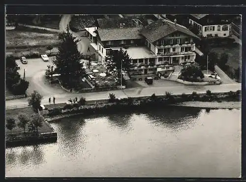 AK Bönigen-Interlaken, Seehotel-Terrasse vom Flugzeug aus