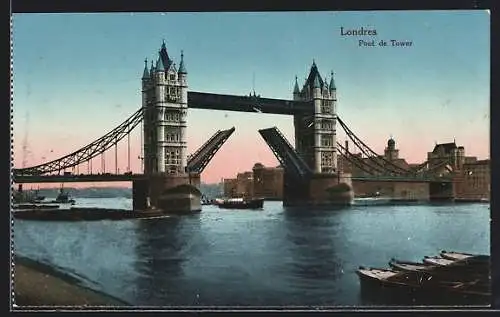 AK Londres, Pont de Tower