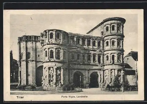 AK Trier, Porta Nigra, Landseite des antiken römischen Bauwerks