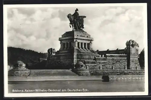 AK Koblenz, das Kaiser-Wilhelm-Denkmal am Deutschen Eck