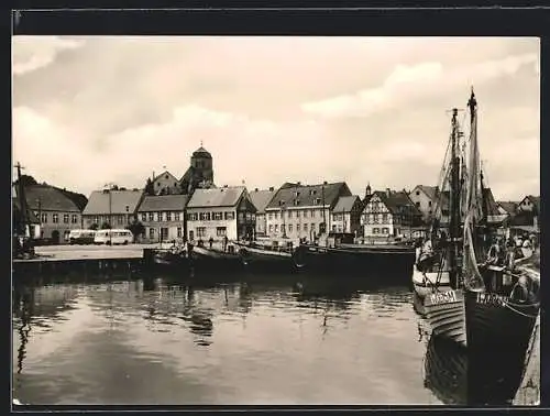 AK Wolgast, Partie im Hafen