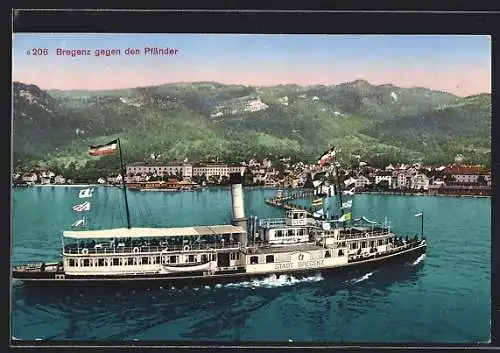 AK Bregenz, Dampfer Stadt Bregenz, Ortsansicht gegen den Pfänder