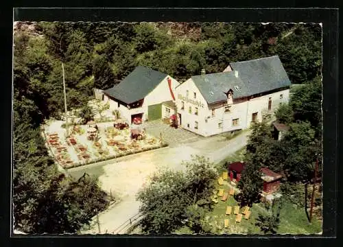 AK Cochem /Mosel, Gasthof Weissmühle mit Garten aus der Vogelschau