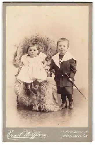 Fotografie Ernst Wolffram, Bremen, Fedelhören 14, Kinderpaar in hübscher Kleidung