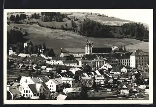 AK St. Lambrecht, Ortsansicht mit Kirche aus der Vogelschau