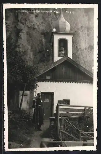AK Saalfelden am Stein. Meer, Einsiedelei Lichtenberg, Pfarrer vor der Kirche