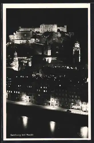 AK Salzburg, Ansicht mit Burg bei nacht