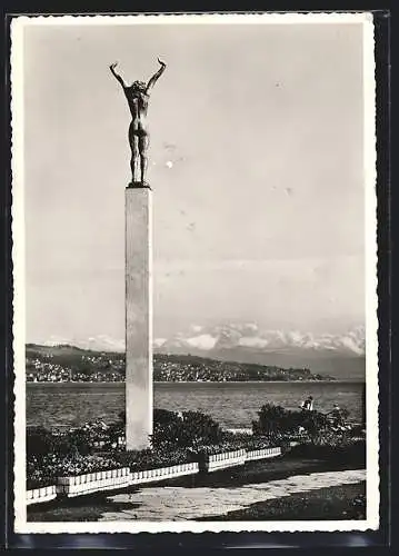 AK Zürich, schweizerische Landesausstellung 1939, Figur von Bildhauer Haller