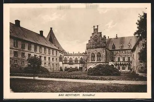 AK Bad Bentheim, Schlosshof mit Anlagen