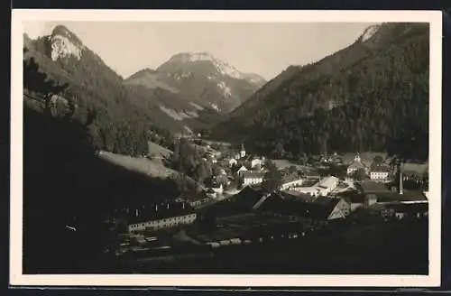 AK Gusswerk, Teilansicht mit Bergen