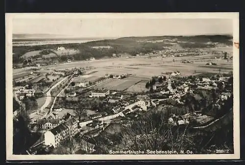 AK Seebenstein /N.-Oe., Ortsansicht von einem Berg aus