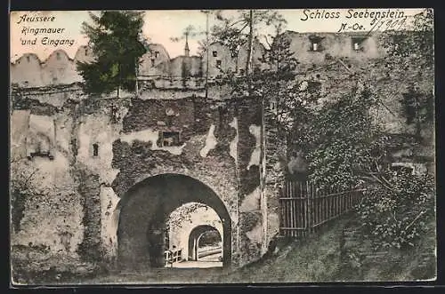 AK Seebenstein /N.-Oe., Aeussere Ringmauer und Eingang des Schlosses