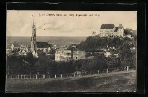 AK Landshut, Blick auf Burg Trausnitz und Stadt