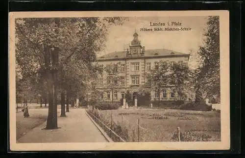 AK Landau / Pfalz, Höhere Städt. Mädchen Schule