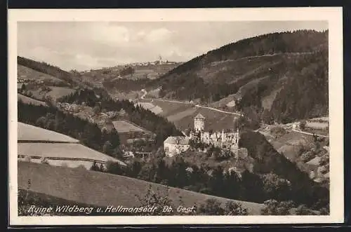 AK Hellmonsödt /Ob.-Oest., Ruine Wildberg im Vordergrund, Ortschaft in der Ferne