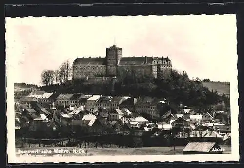 AK Weitra /N.-Oe., Ortsansicht mit dem Schloss auf dem Hügel