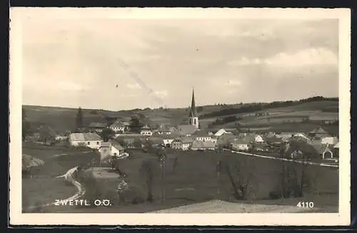 AK Zwettl /O.-Ö., Teilansicht mit Kirche