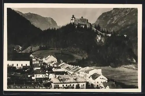 AK Werfen, Ortsansicht mit Feste Hohenwerfen