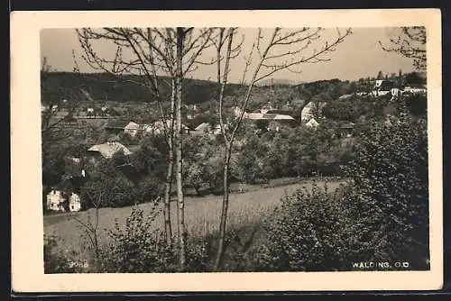 AK Walding, Ortsansicht von einer Anhöhe aus