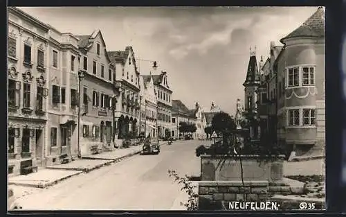 AK Neufelden, Strassenpartie mit einem Auto