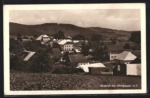 AK Neustift bei Oberkappel, Ortsansicht von einem Acker aus