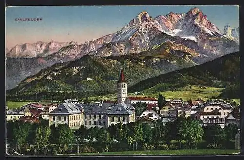 AK Saalfelden a. Stein. Meer, Ortspanorama mit Bergpanorama