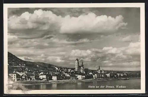 AK Stein an der Donau /Wachau, Teilansicht mit Kirche