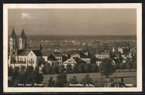 AK Amstetten /N.-Oe., Teilansicht mit Herz Jesu-Kirche