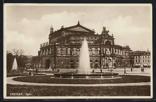 AK Dresden, Oper mit Fontäne