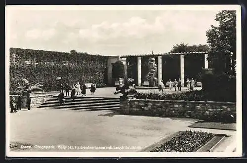 AK Essen, Ausstellung Grugapark, Vorplatz, Farbenterrassen mit Leuchtbrunnen
