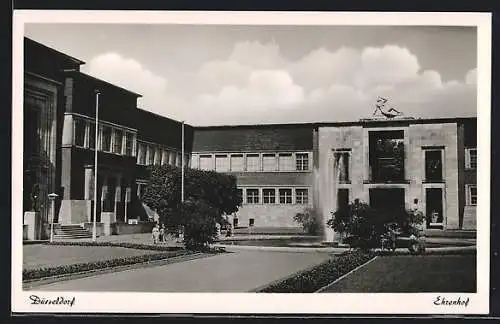 AK Düsseldorf, Ausstellung am Ehrenhof