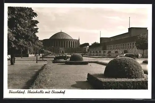 AK Düsseldorf, Rheinhalle mit Ehrenhof